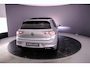 Volkswagen Golf GTE 1.5 TSI eHybrid 272pk DSG Automaat Panoramadak, Lederen bekleding, Adaptive cruise control, 360 camera, Achteruitrijcamera, Black Style