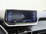 Peugeot 208 ''Gereserveerd'' 5Drs 101PK Automaat GT Pack 3D-Navi 360°Camera Stoelverwarming Apple Carplay Android Auto Ecc Pdc Privacy Glas Lmv Led Isofix DAB Bluetooth Keyless