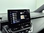 Toyota Corolla Touring Sports Hybrid 140 Dynamic | Apple Carplay / Android Auto | Stoelverwarming | Parkeersensoren voor/achter | Adaptive Cruise | Keyless | Clima | Camera | Full LED | 17 inch
