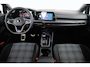 Volkswagen Golf 1.4 eHybrid GTE 245PK SOH 96% Panoramadak IQ Light 19 inch OZ Racing Vredestein All-season Head Up Display Stuur & Stoelverwarming Sfeerverlichting