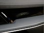 Audi E-tron 55 quattro Business edition Plus 95 kWh [SCHUIFKANTELDAK, APPLE CARPLAY, ANDROID, ADAPTIVE CRUISE CONTROL, STOELVERWARMING, MEMORY SEATS, DIGITAL DASH, PDC V+A, LEDER, ELEKTRISCHE ACHTERKLEP, NAVIGATIE, CLIMATE CONTROL, NIEUWSTAAT