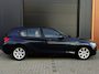 BMW 1-Serie 118d Upgrade Edition|Dealer Onderhouden|Pano|Trekhaak|Camera|Groot Scherm|Cruise Control