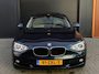 BMW 1-Serie 118d Upgrade Edition|Dealer Onderhouden|Pano|Trekhaak|Camera|Groot Scherm|Cruise Control