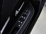 Peugeot 208 Allure Hybrid 110pk Automaat | Navigatie | 360° Camera | Climate Control | Adaptieve Cruise Control | Parkeersensoren v+a | Dodehoeksensor | Armsteun | Digitaal instrumentenpaneel | Draadloze Apple Carplay / Android Auto | DAB+ radio | Donker getint glas | 16" lichtmetalen velgen |