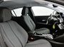 Peugeot 208 Allure Hybrid 110pk Automaat | Navigatie | 360° Camera | Climate Control | Adaptieve Cruise Control | Parkeersensoren v+a | Dodehoeksensor | Armsteun | Digitaal instrumentenpaneel | Draadloze Apple Carplay / Android Auto | DAB+ radio | Donker getint glas | 16" lichtmetalen velgen |