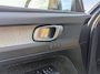 Volvo XC40 Inscription 2WD T4 190PK | Trekhaak | El. Stoelen | Memory | ACC | Camera | Stoelverw. | Navi | PDC | Leder |