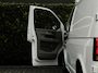 Volkswagen Transporter 2.0 TDI L1H1 26 Economy Business, EURO 6, NL AUTO, NAP LOGISCH, 3-PERSOONS, NAVIGATIE, AIRCO, CRUISE CONTROL, IMPERIAAL, ELEKTRISCHE RAMEN