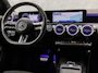 Mercedes-Benz CLA 180 AMG Sport Automaat (GROOT NAVI, LOGISCH NAP, CAMERA, LEDER, SPORTSTOELEN, GETINT GLAS, STOELVERWARMING, ELEK ACHTERKLEP, NIEUWSTAAT)