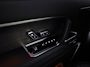 Land Rover Range Rover 3.0 P510e Autobiography PHEV Automaat 510Pk (DEALER ONDERHOUDEN, LEDEREN HEMEL, MASSAGE, MEMORY, ACHTERASBESTURING, MERIDIAN, STOELKOELING/VERWARMING V+A, KOELKAST, 360 CAMERA, SFEERVERLICHTING, NIEUWE APK)