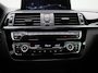 BMW 1-Serie 118i Executive | WORDT VERWACHT | HARMAN KARDON | STOELVERWARMING | ACHTERUITRIJCAMERA | CLIMATE CONTROL | NAVIGATIE | BLUETOOTH | LANE ASSIST | LED VERLICHTING | SPORTSTOELEN |
