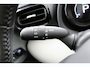 Toyota Yaris 1.5 Hybrid Executive | Leder - Stof bekleding | Stoelverwarming | Dashcam | Parkeersensoren |