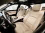 BMW 5-Serie 528i High Executive 245Pk Automaat (SCHUIFDAK, NAP, GROOT NAVI, LEDER, GETINT GLAS, ELEK SPORTSTOELEN, ZWART HEMEL, STOELVERWARMING, PARKEERSENSOREN, XENON, NIEUWSTAAT)