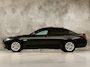 BMW 5-Serie 528i High Executive 245Pk Automaat (SCHUIFDAK, NAP, GROOT NAVI, LEDER, GETINT GLAS, ELEK SPORTSTOELEN, ZWART HEMEL, STOELVERWARMING, PARKEERSENSOREN, XENON, NIEUWSTAAT)