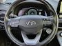 Hyundai Kona Electric EV Fashion 39 kWh / SOH 94% / Dealer onderhouden / CCS snelladen / Achteruitrijcamera / Warmtepomp / Head Up Display / Apple Carplay Android Auto / Draadloze telefoon lader / Krell Audio Systeem / Keyless Entry/Start /