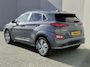 Hyundai Kona Electric EV Fashion 39 kWh / SOH 94% / Dealer onderhouden / CCS snelladen / Achteruitrijcamera / Warmtepomp / Head Up Display / Apple Carplay Android Auto / Draadloze telefoon lader / Krell Audio Systeem / Keyless Entry/Start /