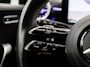 Mercedes-Benz A-klasse 180 AMG Line Automaat (FABRIEKSGARANTIE, APPLE CARPLAY, GROOT NAVI, SFEERVERLICHTING, CAMERA, KUIPSTOELEN, STOELVERWARMING, GETINT GLAS, NIEUWSTAAT)