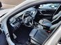 BMW X1 SDrive18i Executive / M-Pakket / Apple Carplay & Android Auto / Camera /