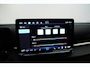 Volkswagen T-Roc 1.5 eTsi DSG R-Line | CAMERA | ACC | APPLE CARPLAY / ANDROID AUTO | KEYLESS |