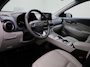 Hyundai Kona Electric Sky 64kWh | Automaat | Navigatie | Heads-Up Display | KRELL Audio | Leder | Stoel/Stuur verwarming | Apple Carplay / Android Auto | Climate Control | Camera | Parkeersensoren | Cruise Control | DAB