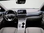 Hyundai Kona Electric Sky 64kWh | Automaat | Navigatie | Heads-Up Display | KRELL Audio | Leder | Stoel/Stuur verwarming | Apple Carplay / Android Auto | Climate Control | Camera | Parkeersensoren | Cruise Control | DAB
