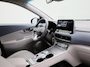 Hyundai Kona Electric Sky 64kWh | Automaat | Navigatie | Heads-Up Display | KRELL Audio | Leder | Stoel/Stuur verwarming | Apple Carplay / Android Auto | Climate Control | Camera | Parkeersensoren | Cruise Control | DAB