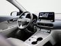 Hyundai Kona Electric Sky 64kWh | Automaat | Navigatie | Heads-Up Display | KRELL Audio | Leder | Stoel/Stuur verwarming | Apple Carplay / Android Auto | Climate Control | Camera | Parkeersensoren | Cruise Control | DAB