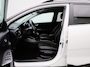 Kia Stonic 1.0 T-GDi MHEV GT-Line | Navigatie | Apple Carplay/ Android Auto | Half Leder | Trekhaak | Stoel/Stuur verwarming | Climate control | Parkeer sensoren | Camera | Cruise Control | LMV |