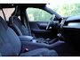 Volvo XC40 Recharge Pro | Panoramadak | Electrische bedienbare voorstoelen | Stoelverwarming | Stuurwielverwarming | 360° Parkeercamera | Stuurwielverwarming | 4-Seizoenenbanden | Adaptive Cruise Control | BLIS | Google Infotainment |