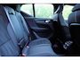 Volvo XC40 Recharge Pro | Panoramadak | Electrische bedienbare voorstoelen | Stoelverwarming | Stuurwielverwarming | 360° Parkeercamera | Stuurwielverwarming | 4-Seizoenenbanden | Adaptive Cruise Control | BLIS | Google Infotainment |