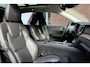 Volvo XC60 T8 Twin Engine AWD Inscription | Trekhaak | Luchtvering | Panoramadak | Bowers & Wilkins | 360 Graden Camera | Adaptieve Cruise Control | Geventileerde Voorstoelen | Apple Carplay |