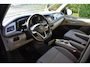 Volkswagen Multivan Panoramadak - Trekhaak-Verwarmde stoelen Wij zijn op afspraak geopend! Graag bellen voor uw komst.