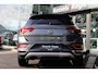 Volkswagen T-Roc 1.5 TSI Style | Bi-tone | Afn.trekhaak | Led | Navi | ACC | Camera | CarPlay