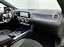 Mercedes-Benz EQA 250 Business Solution AMG 67 kWh | Achteruitrijcamera | Nightpakket | Sfeerverlichting | Multispaaks Velgen | Inclusief 24 maanden MB Certified garantie voor Europa.