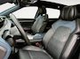 Voyah Free Flagship Edition 4WD 106 kWh | Full Option | 500 km rijbereik | Luchtvering | Stoelkoeling, -verwarming en -massage | Blackline exterieur & interieur |