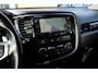 Mitsubishi Outlander 2.0 PHEV Instyle+ | SOH 99% | Trekhaak | Leder | Schuifdak | Achteruitrijcamera