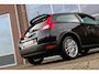 Volvo C30 1.6 Momentum | 2e eigenaar | Origineel Nederlands | Airco | Boordcomputer | 101 pk | Stuurwiel leer | Radio | 16 inch | Dakspoiler | Origineel