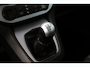 Ford C-Max Focus 1.8-16V Futura/ Trekhaak/ 16'' LMV/ Extra Getint Glas/ Voorruitverw./ Clima/ Cruise/ Elek. pakket/ Radio-CD AUX/ Armsteun/ Multi. LEDER. Stuur/ Mistl./ PDC.