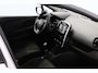 Renault Clio Estate 1.5 dCi ECO Expression/ HISTORIE!/ D-Riem verv: 152.000 KM!/ Trekhaak/ Navi/ Airco/ Cruise/ Elek. pakket/ Isofix/ Bluetooth/ Multi. Stuur/ Dakrails/ LED Dagrijverl.