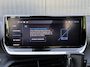 Peugeot e-2008 SUV EV GT 54kWh 156pk | Accu 97% | 406km WLTP Actieradius | Navigatie via draadloze Apple Carplay / Android Auto | Achteruitrijcamera | Leder/Alcantara | Stoel elektrisch+verwarmd+massage | Full Led koplampen | Parkeersensoren v+a | Keyless | Cruise Control | DAB+ radio | Donker getint glas | 17" lichtmetalen velgen |