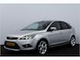 Ford Focus 1.8 Limited/ 18'' LMV/ Keyless-GO/ Voorruitverw./ Navi/ Clima/ LEDER/ Cruise/ Stoelverw./ Elek. pakket/ Bluetooht/ Armsteun/ Multi. LEDER. Stuur/ Mistl./ PDC/ Extra getint glas.