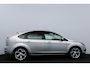 Ford Focus 1.8 Limited/ 18'' LMV/ Keyless-GO/ Voorruitverw./ Navi/ Clima/ LEDER/ Cruise/ Stoelverw./ Elek. pakket/ Bluetooht/ Armsteun/ Multi. LEDER. Stuur/ Mistl./ PDC/ Extra getint glas.