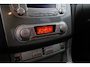 Ford Focus 1.8 Limited/ 18'' LMV/ Keyless-GO/ Voorruitverw./ Navi/ Clima/ LEDER/ Cruise/ Stoelverw./ Elek. pakket/ Bluetooht/ Armsteun/ Multi. LEDER. Stuur/ Mistl./ PDC/ Extra getint glas.