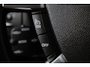 Ford Focus 1.8 Limited/ 18'' LMV/ Keyless-GO/ Voorruitverw./ Navi/ Clima/ LEDER/ Cruise/ Stoelverw./ Elek. pakket/ Bluetooht/ Armsteun/ Multi. LEDER. Stuur/ Mistl./ PDC/ Extra getint glas.