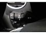 Ford Focus 1.8 Limited/ 18'' LMV/ Keyless-GO/ Voorruitverw./ Navi/ Clima/ LEDER/ Cruise/ Stoelverw./ Elek. pakket/ Bluetooht/ Armsteun/ Multi. LEDER. Stuur/ Mistl./ PDC/ Extra getint glas.