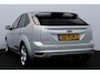 Ford Focus 1.8 Limited/ 18'' LMV/ Keyless-GO/ Voorruitverw./ Navi/ Clima/ LEDER/ Cruise/ Stoelverw./ Elek. pakket/ Bluetooht/ Armsteun/ Multi. LEDER. Stuur/ Mistl./ PDC/ Extra getint glas.