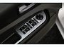 Ford Focus 1.8 Limited/ 18'' LMV/ Keyless-GO/ Voorruitverw./ Navi/ Clima/ LEDER/ Cruise/ Stoelverw./ Elek. pakket/ Bluetooht/ Armsteun/ Multi. LEDER. Stuur/ Mistl./ PDC/ Extra getint glas.