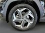 Hyundai Tucson 1.6 T-GDI PHEV Premium Sky 4WD | 66km WLTP elektrisch | Navigatie | Adaptive cruise control | Trekhaak | Apple Carplay & Android Auto | Dode hoek detectie | Draadloze telefoonlader |