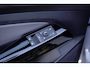 Volkswagen ID.4 Pro 77 kWh | SOH 93%! | Trekhaak | Cruise control adaptief | Apple Carplay/Android Auto | Voorstoelen verwarmd | Parkeersensoren | Apple Carplay/Android Auto|telefoonintegratie premium | Cruise control adaptief | Parkeersensor voor en achter
