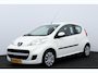 Peugeot 107 1.0-12V Millesim 200/ APK 10-2027!/ Airco/ C.V. Afstand/ Elek. Ramen/ Isofix/ Deelbare achterbank/ Radio-CD AUX/ Toerenteller/ Getint glas.