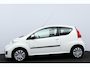 Peugeot 107 1.0-12V Millesim 200/ APK 10-2027!/ Airco/ C.V. Afstand/ Elek. Ramen/ Isofix/ Deelbare achterbank/ Radio-CD AUX/ Toerenteller/ Getint glas.
